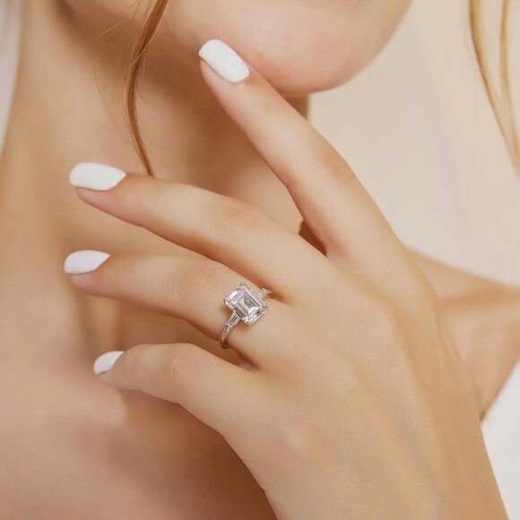 Sterling Silver 3-Stone Engagement Ring with Cubic Zirconia Size 7 - Picture 4 of 5